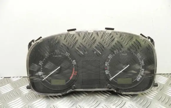 Skoda Octavia Mk1 (1U) Speedometer (instrument cluster) 1U0920810B B1151