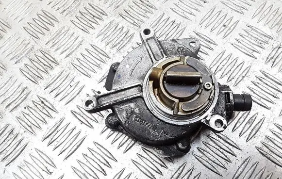 Seat Leon (1P) Vacuum pump 06d145100e