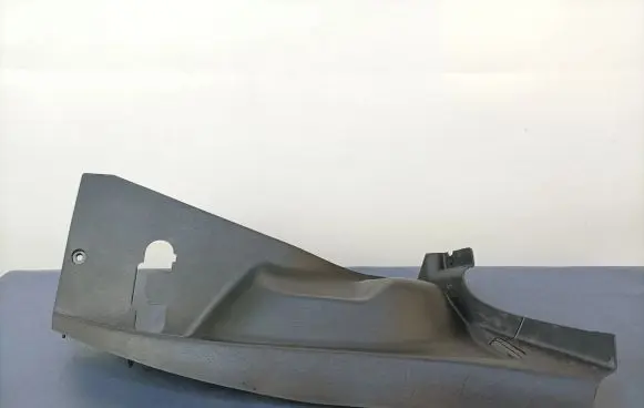 Other sill/pillar trim element