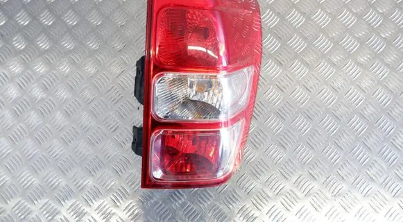 Suzuki Grand Vitara II Rear/tail lights 22059079