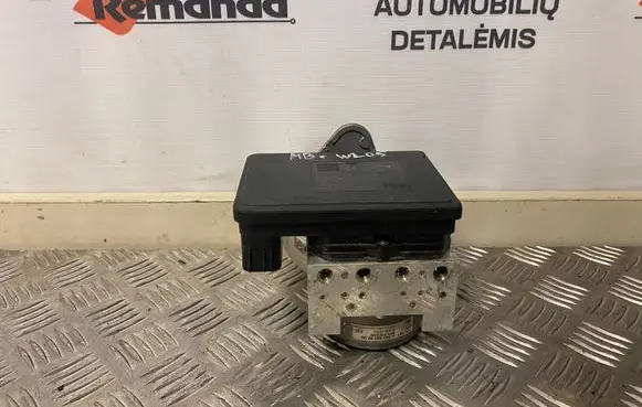 Mercedes-Benz C W205 ABS Pump A2539011400