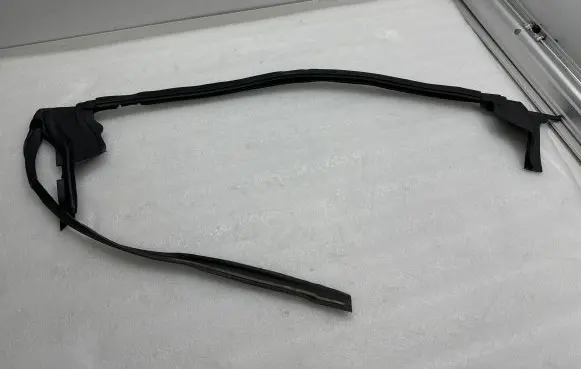 Tesla Model X Rubber seal front door window/glass 103217800D