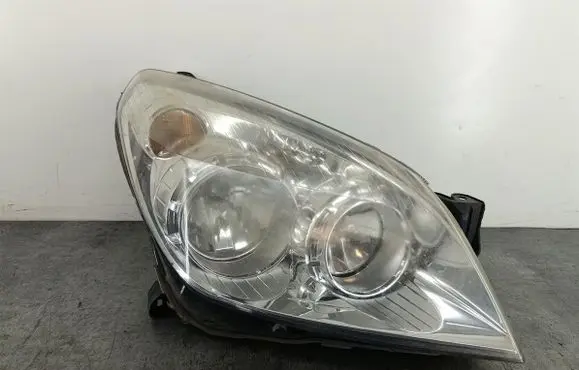 Opel Astra H Headlight/headlamp 