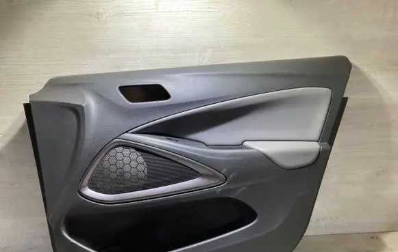 Opel Crossland X Front door card panel trim 9120064532 1775584