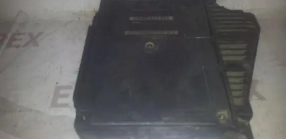 Mercedes-Benz E W210 Engine control unit/module 2108203826 A2108203826