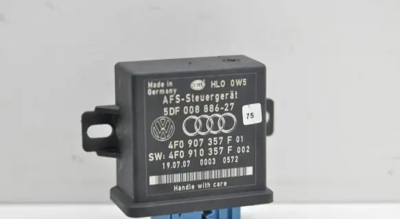 Audi Q7 4L Light module LCM 4F0907357F