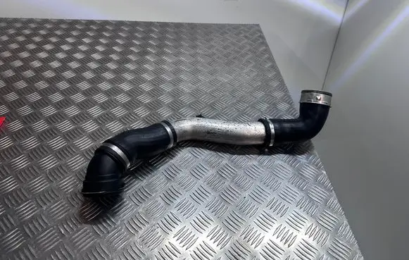 BMW 3 E92 E93 Intercooler hose/pipe 7798101