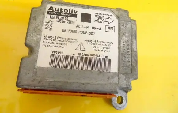 Peugeot 106 Airbag control unit/module 550892800 9639917380