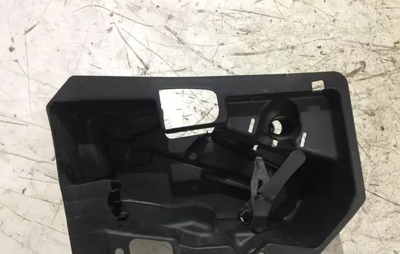 Volkswagen Touran I Tool box 1T0012115