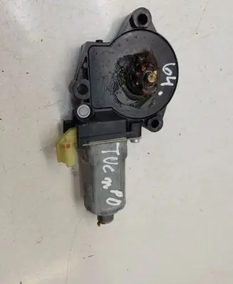 Front door window regulator motor