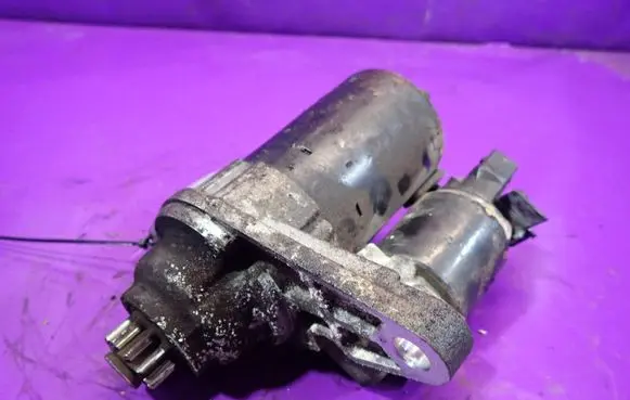 Skoda Fabia Mk1 (6Y) Starter motor 