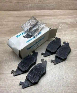 Volkswagen Golf III Brake pads (front) 1H0698151 1H0698151A 191698151FT