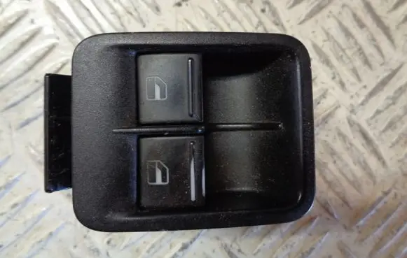 Volkswagen Caddy Electric window control switch 1K3959857C
