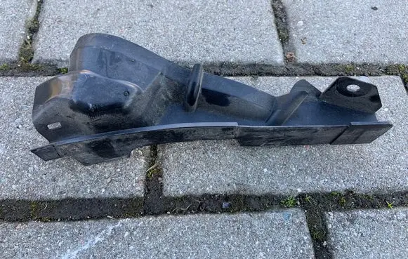 Audi A6 S6 C7 4G Fender mounting bracket 4G0805234