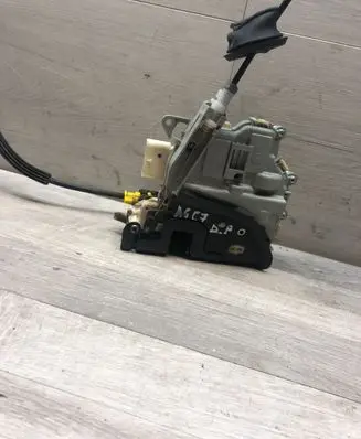 Audi A7 S7 4G Front door lock 8J1837016C