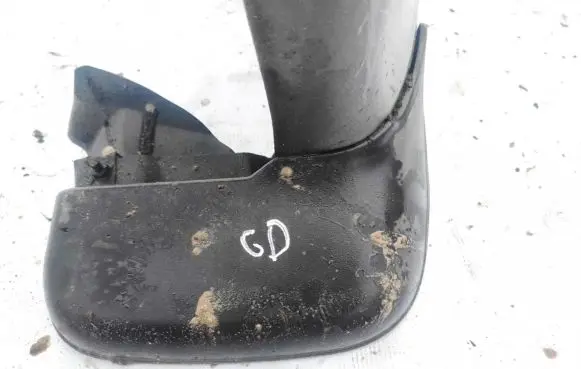 Hyundai Terracan Rear mudguard 