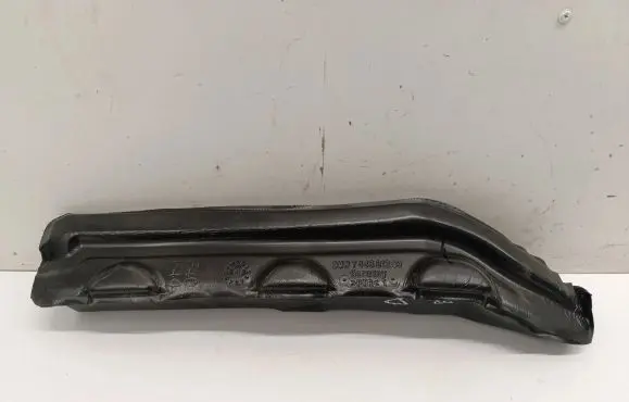 BMW 2 F44 Fender foam support/seal 7448812