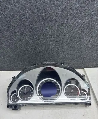 Mercedes-Benz E C207 W207 Speedometer (instrument cluster) A2129001814