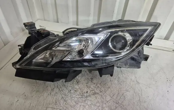 Mazda 6 Headlight/headlamp