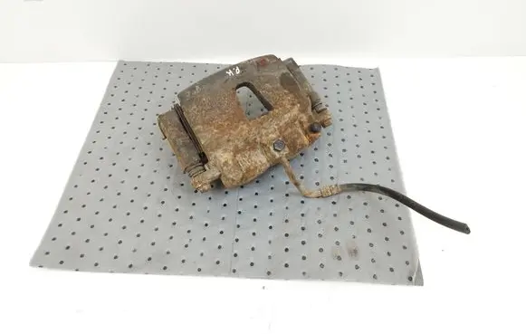Jeep Grand Cherokee (WK) Front brake caliper