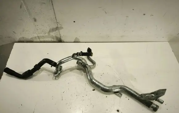Volvo V50 Engine coolant pipe/hose