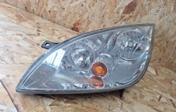 Mitsubishi Colt Headlight/headlamp