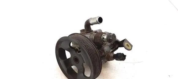Toyota RAV 4 (XA20) Power steering pump X3J61584