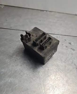 Alfa Romeo 166 Glow plug pre-heat relay 0281003015