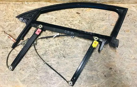 Audi A6 S6 C6 4F Front door window/glass frame 4F08673810