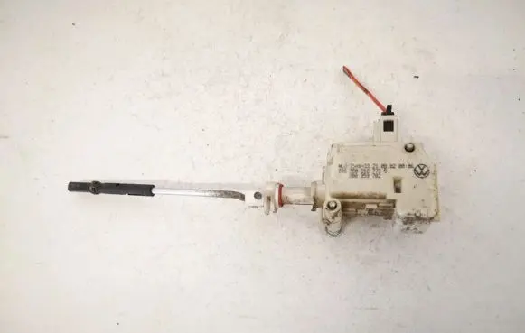 Skoda Octavia Mk1 (1U) Central locking motor 3b0810773b 3b0959782