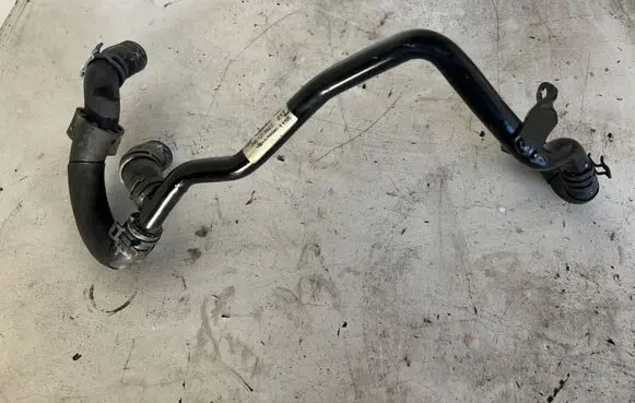 Audi A3 S3 8V Engine coolant pipe/hose 04L121064C