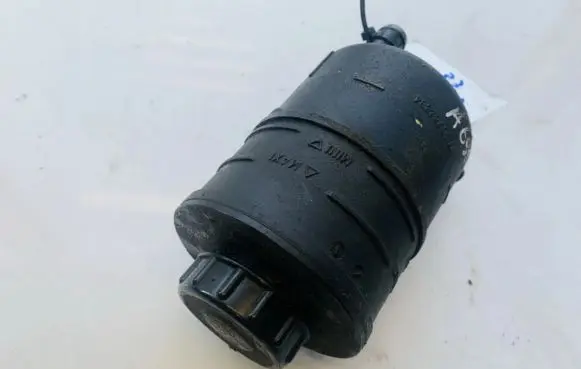 Power steering fluid tank/reservoir