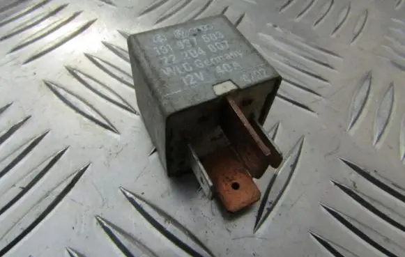 Volkswagen Transporter - Caravelle T4 Other relay 191937503 22204007