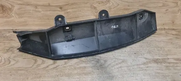 Rear bumper mounting bracket