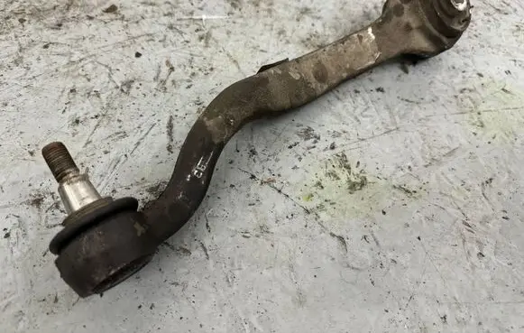 Mercedes-Benz E W212 Front lower control arm/wishbone