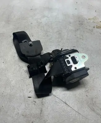 Mercedes-Benz E W211 Front seatbelt 605369000