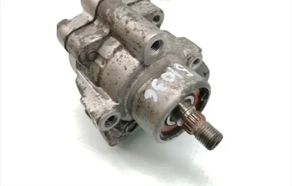 Nissan King Cab, Navara Power steering pump 45314092