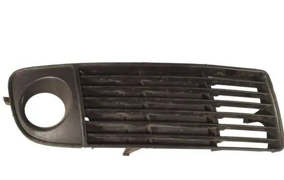 Audi A6 S6 C5 4B Front bumper lower grill 4B0807682