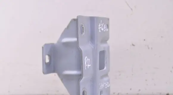 Dacia Sandero III Fender mounting bracket 651416878R