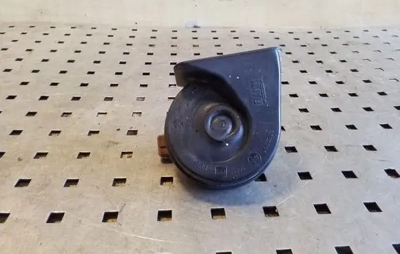 Land Rover Range Rover Sport L320 Horn signal E30055306