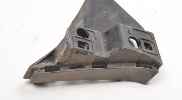 Volvo C70 Front bumper mounting bracket 08620373