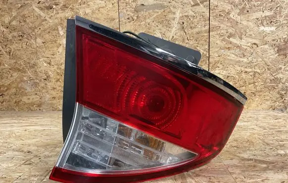 Subaru Legacy Rear/tail lights