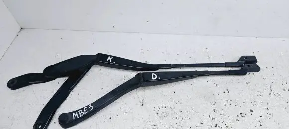 Mercedes-Benz E W212 Headlight wiper blade set A2128201744 A2128201844