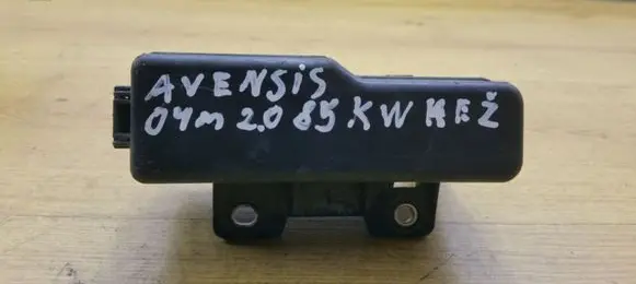 Toyota Avensis T250 Fuse module 9008087019 9008087012