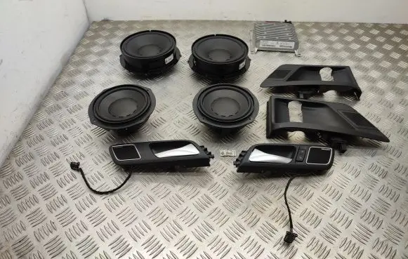 Volkswagen Sharan Audio system kit 3G0035412B 7N1837114 7N1837113