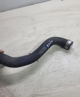 Mercedes-Benz E W211 Engine coolant pipe/hose A2115015482