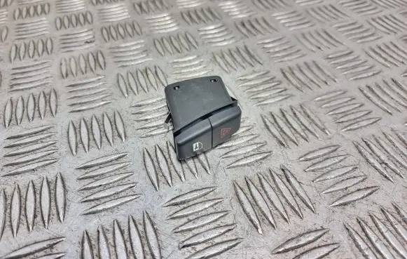 BMW 5 E60 E61 Hazard light switch 6131691950606 549519500