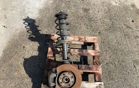Opel Crossland X Front wheel hub spindle knuckle