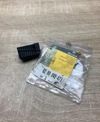 Renault Megane II Windshield trim 8200042473