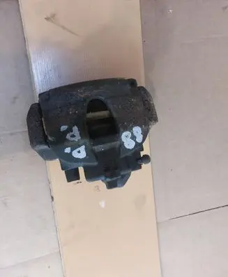 Renault Laguna III Front brake caliper